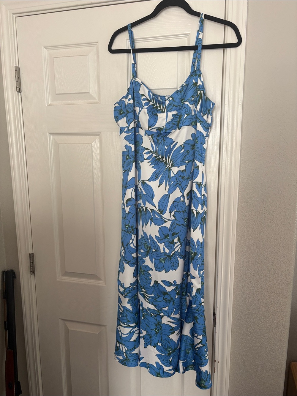 Cabi Blue Floral Spaghetti-Strap Midi Dress